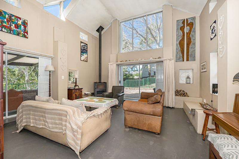 4 Bedroom Property for Sale in The Meadows Western Cape